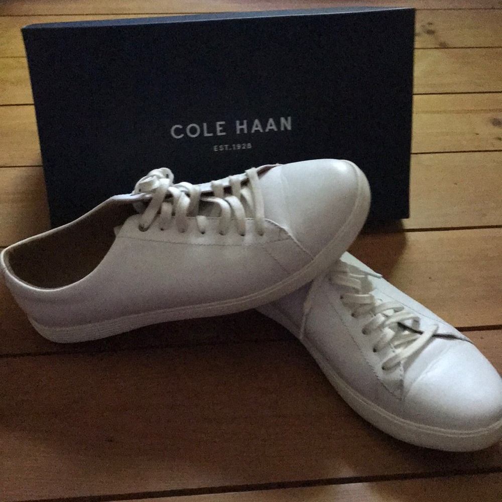 Cole Haan Woman’s size 11 white Grand Crosscourt 2